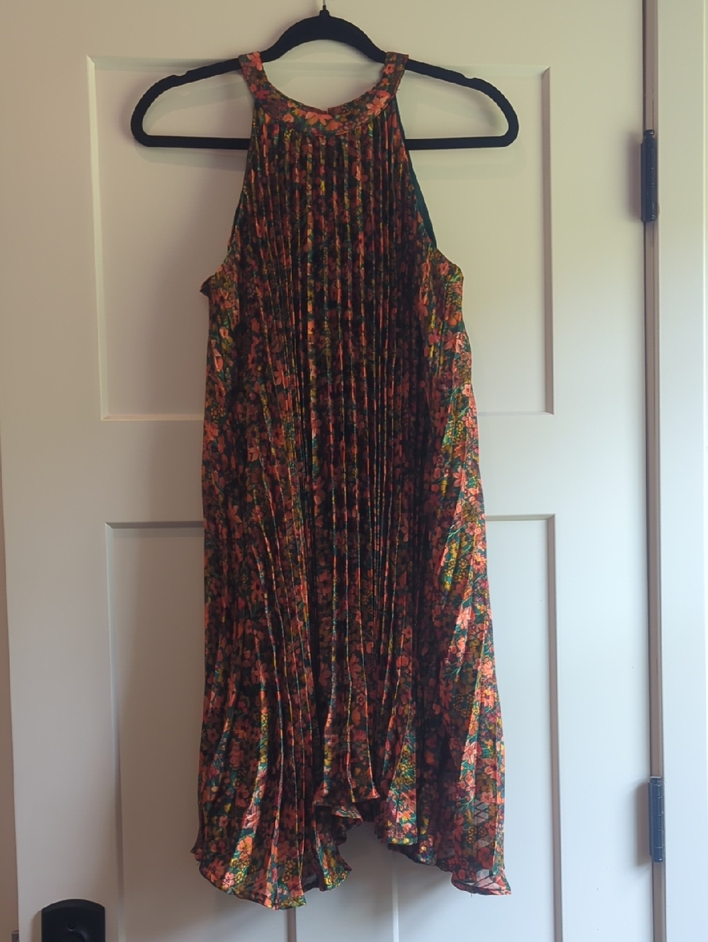 MELLODAY Orange and Green Pleated Halter Dress